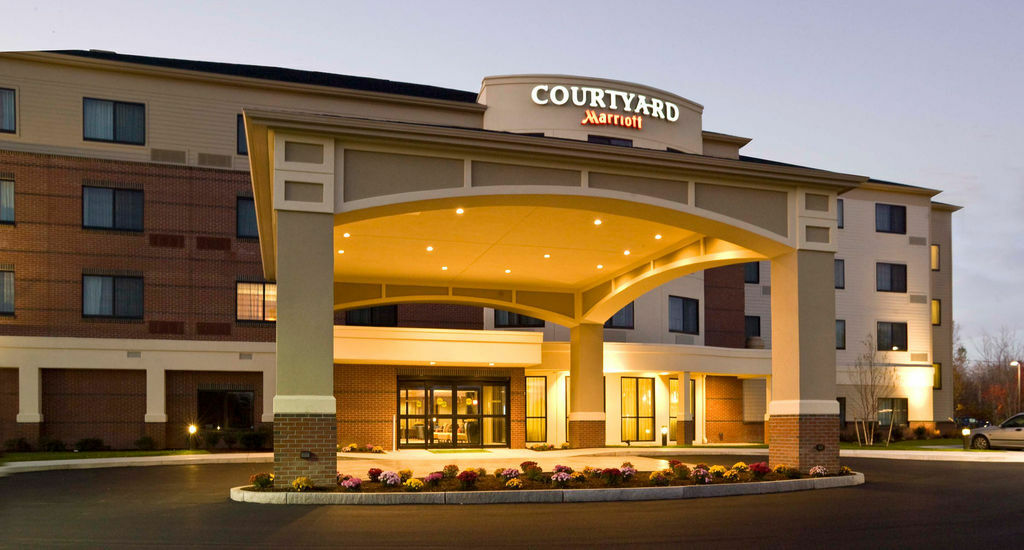 Hotel Courtyard Bangor Esterno foto